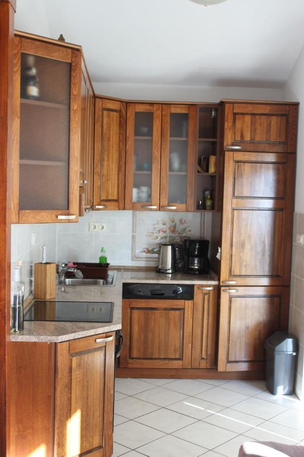 Pile Apartments 8 Омиш Экстерьер фото