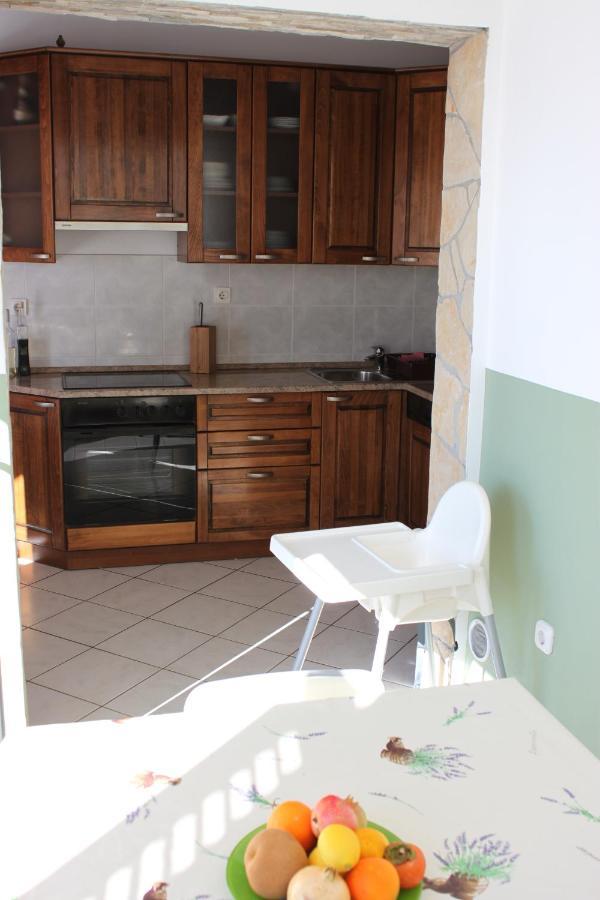 Pile Apartments 8 Омиш Экстерьер фото