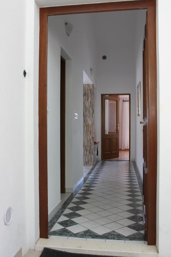 Pile Apartments 8 Омиш Экстерьер фото